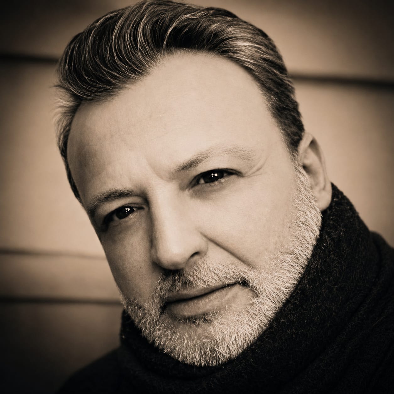 J. Lamdiny